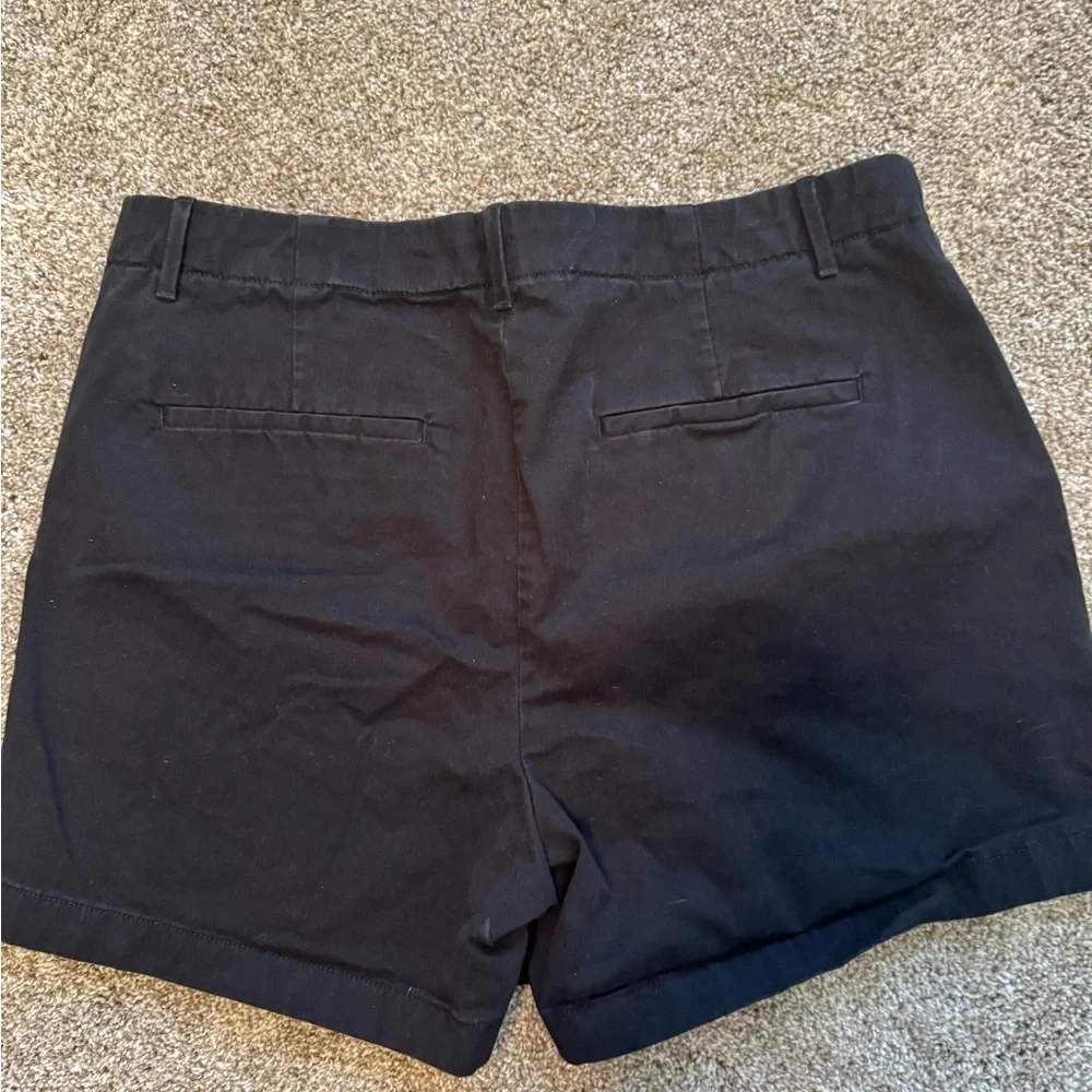 EUC Banana Republic Black Womens Flat Front Shorts Size 14